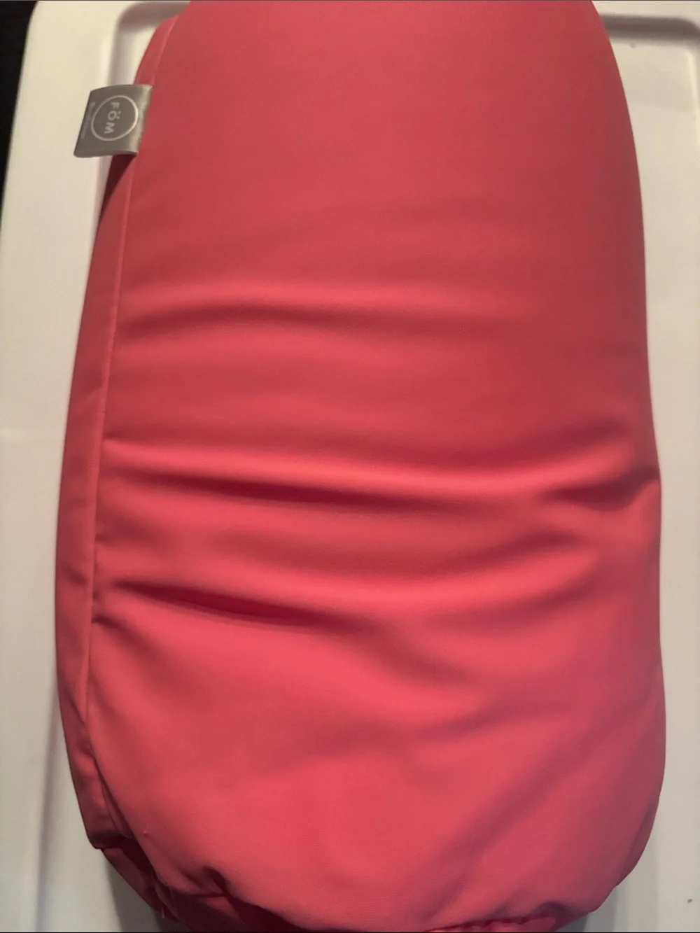 Brookstone Pink FÖM Plush Throw